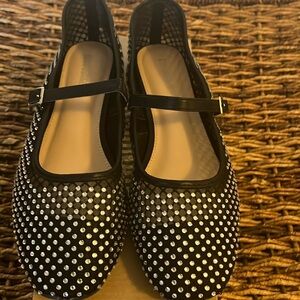 Black studded NWOT Cushionaire Mary Jane flats
